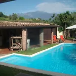 Casavilladusoleill Sole -luna Acireale