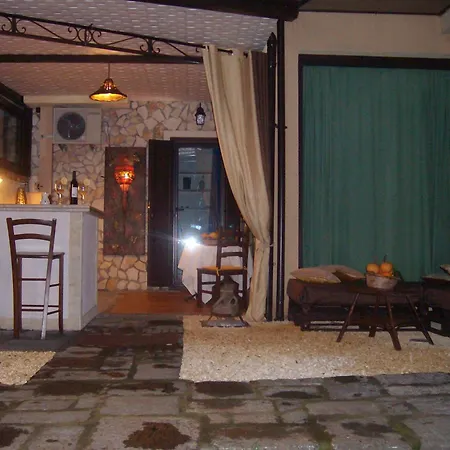 Singola -sole-luna-casavilladusoleil Holiday home Acireale